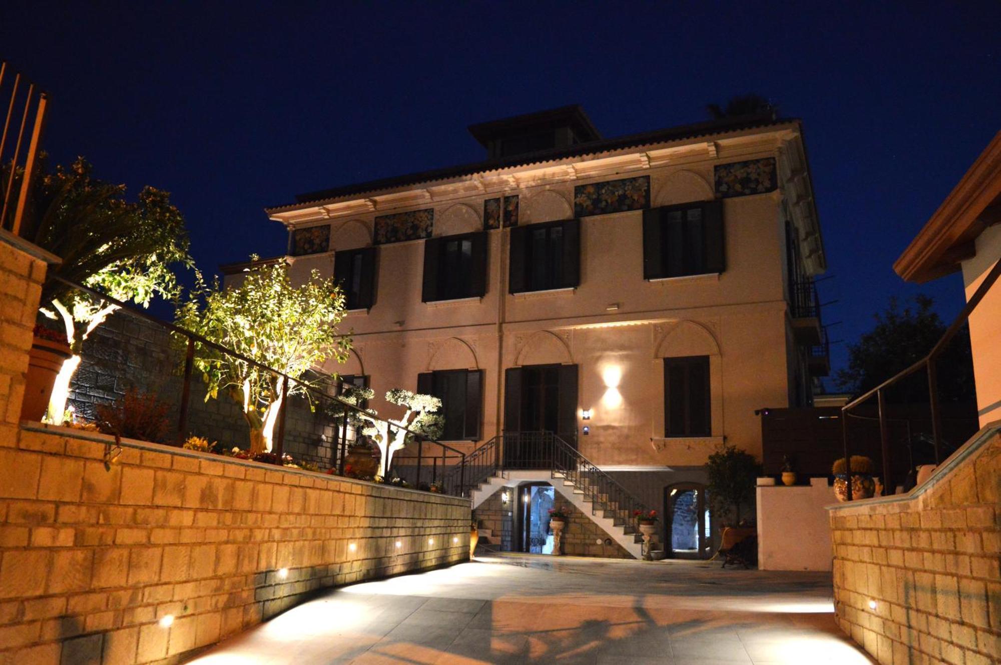 Villa Agostino Luxury B&B Vico Equense Eksteriør billede