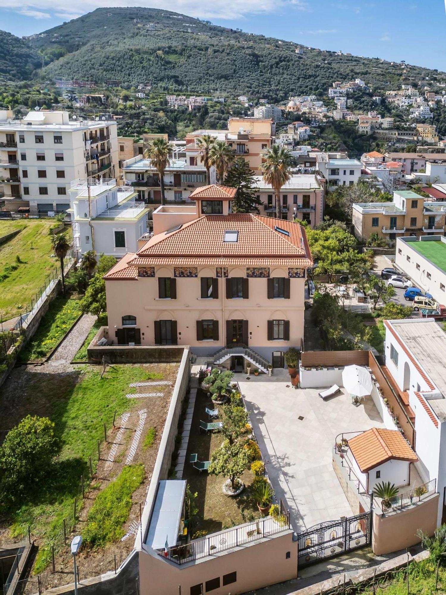 Villa Agostino Luxury B&B Vico Equense Eksteriør billede