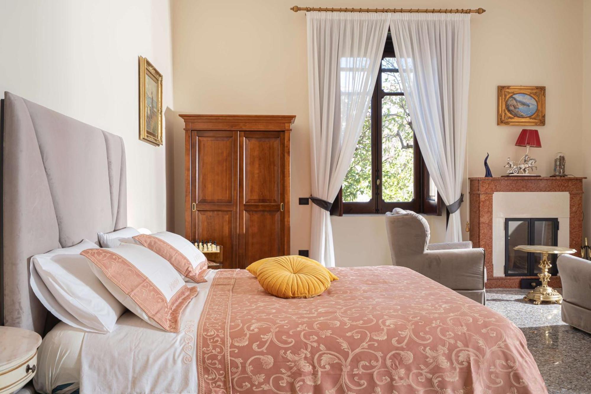 Villa Agostino Luxury B&B Vico Equense Værelse billede